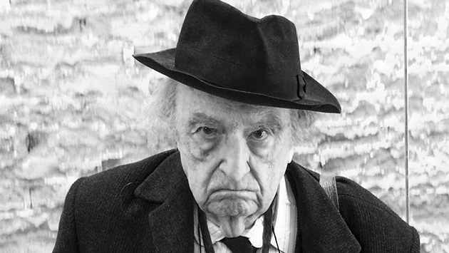 Rafael Sánchez Ferlosio compie 90 anni. La Spagna celebra lo scrittore più incazzoso del reame (figlio dell’ideologo della ‘Falange spagnola’): “La Catalogna? Una ossessione”