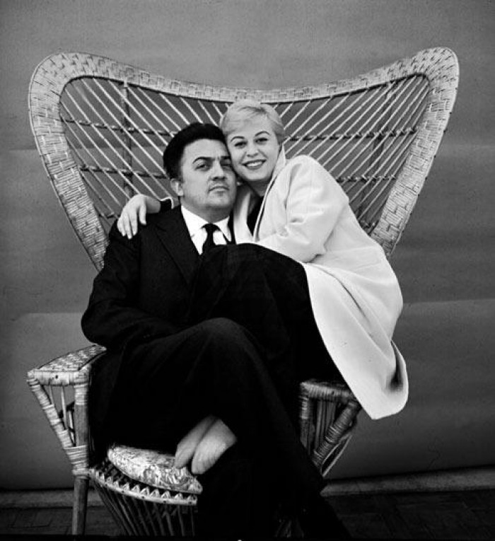 Fellini è un ‘affare internazionale’. A 25 anni dalla morte riapre il Fulgor e nasce un Museo mostruoso: aiuto!