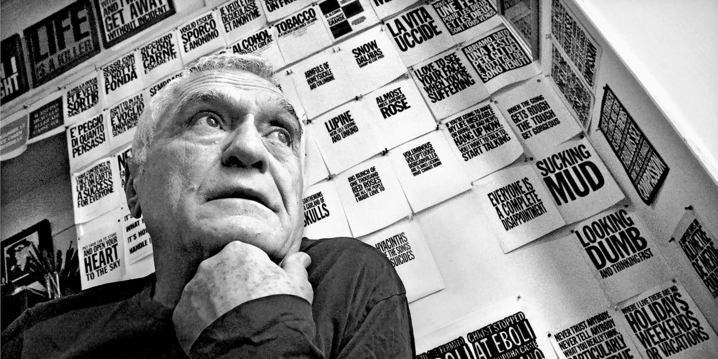 Dio è artificiale, è creato da te e da me: intervista a John Giorno, la musa di Andy Warhol