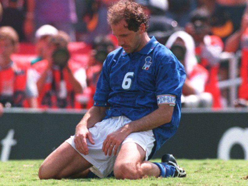 Ode a Franco Baresi, il numero 6 più forte di tutti i tempi. Fu il numero 23 (in congiunzione con il 17) a corrompere il mito