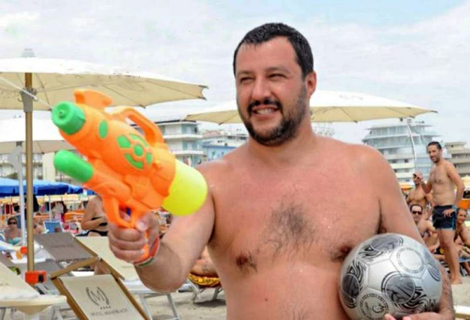 Quella volta che, per colpa di Salvini, non ho scopa@@
