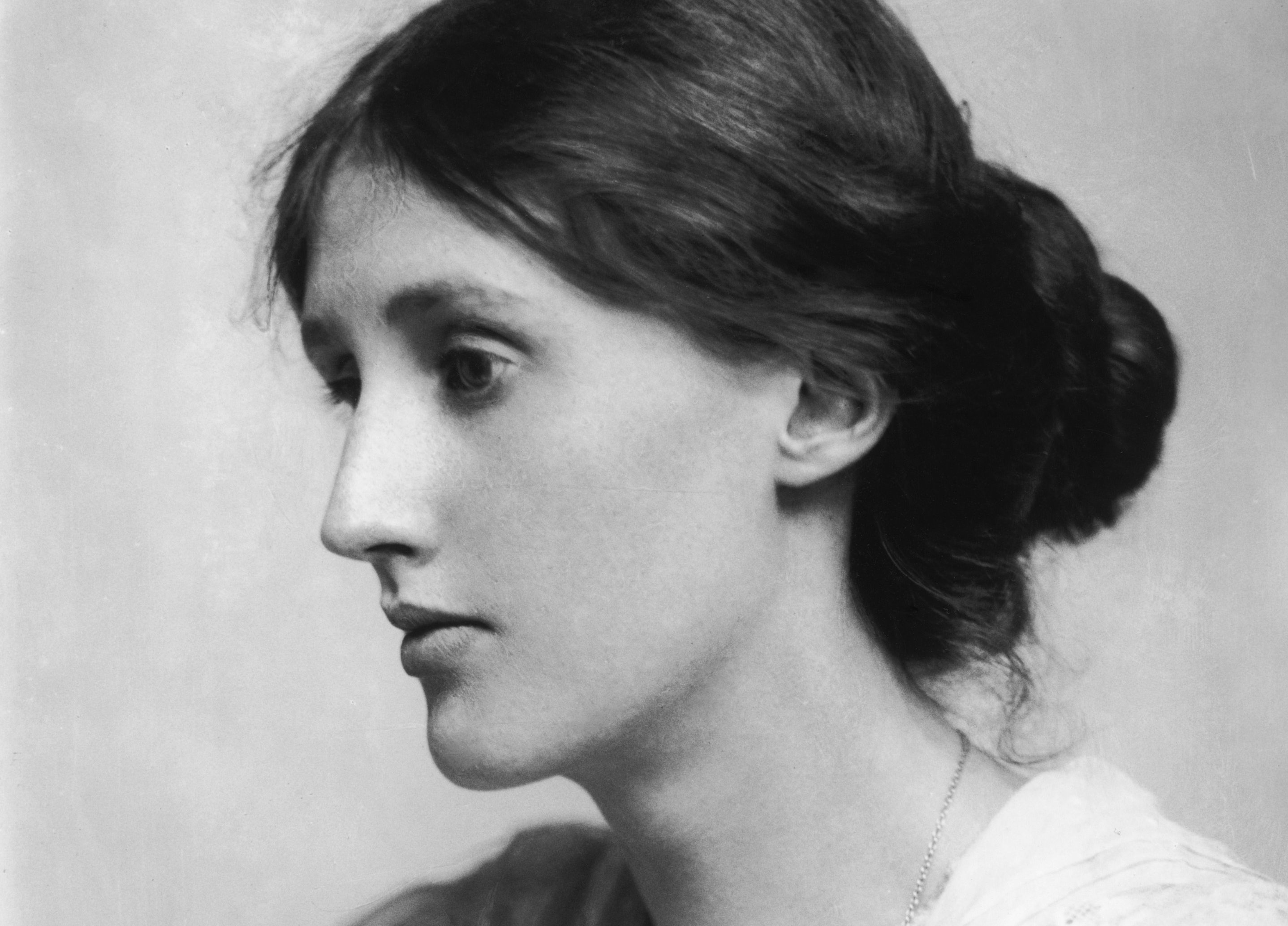 “Non voglio essere famosa, voglio avventurarmi, voglio essere libera”: sui diari di Virginia Woolf (un evento)