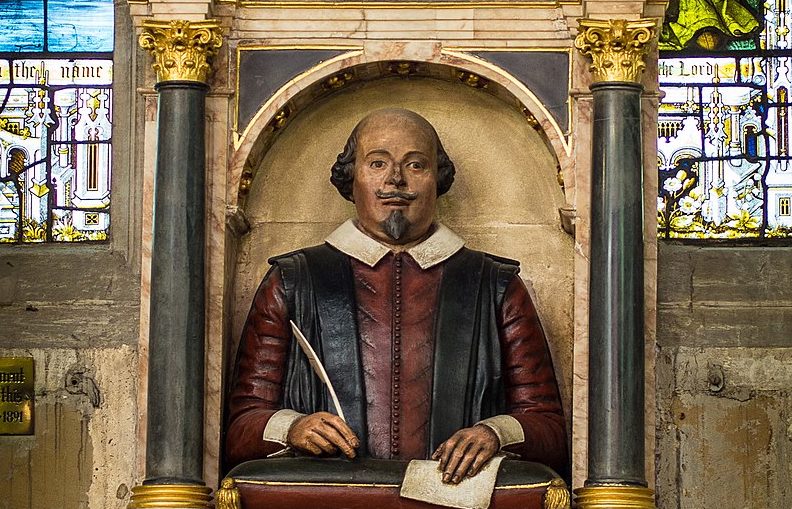 23 aprile: il giorno in cui nasce (e muore) William Shakespeare. Gita al cospetto del (brutto) monumento funebre del Bardo nella chiesa di Stratford-upon-Avon