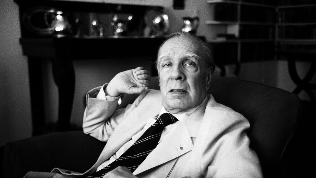 “Adolfo Bioy Casares non esiste: è uno pseudonimo di Borges”. Attorno a un romanzo labirintico di F.F.F.