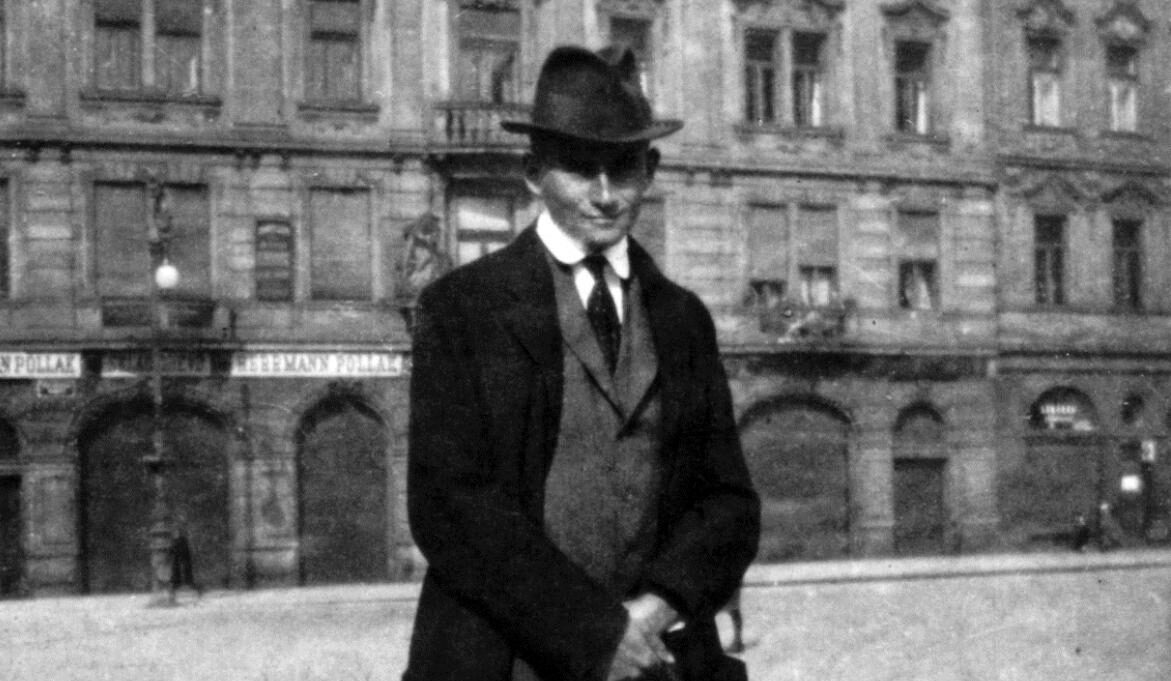 “Non c’è via d’uscita”. Kafka fatto a pezzi