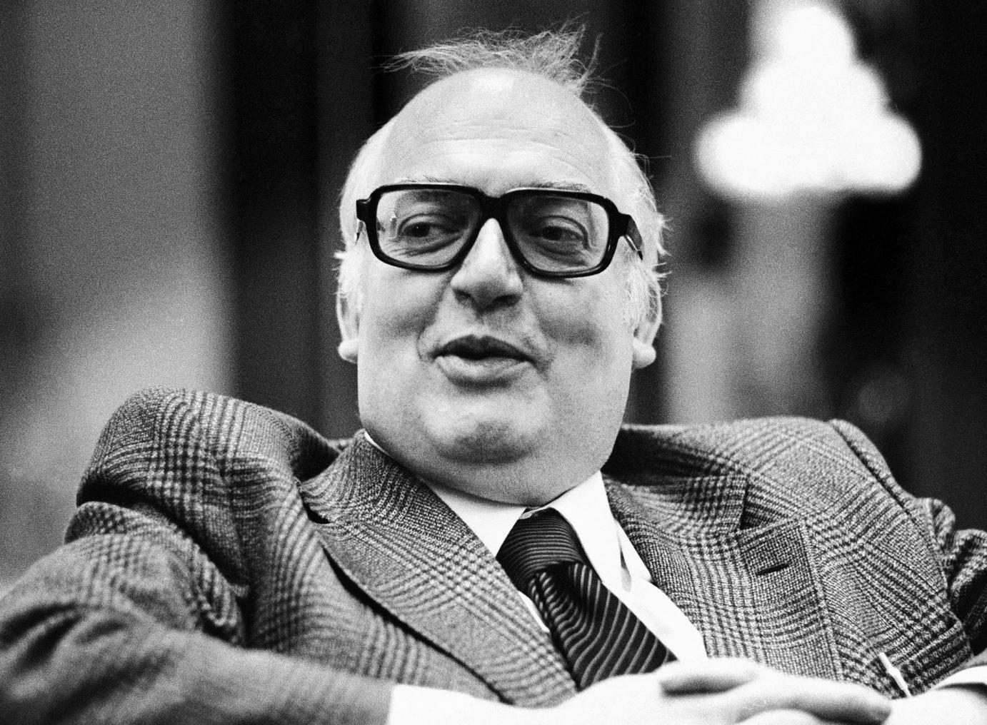 Non siate ideologi, ma poliedrici, assumetevi il rischio dell'immaginazione! Friedrich Dürrenmatt, tra scrittura e pittura.
