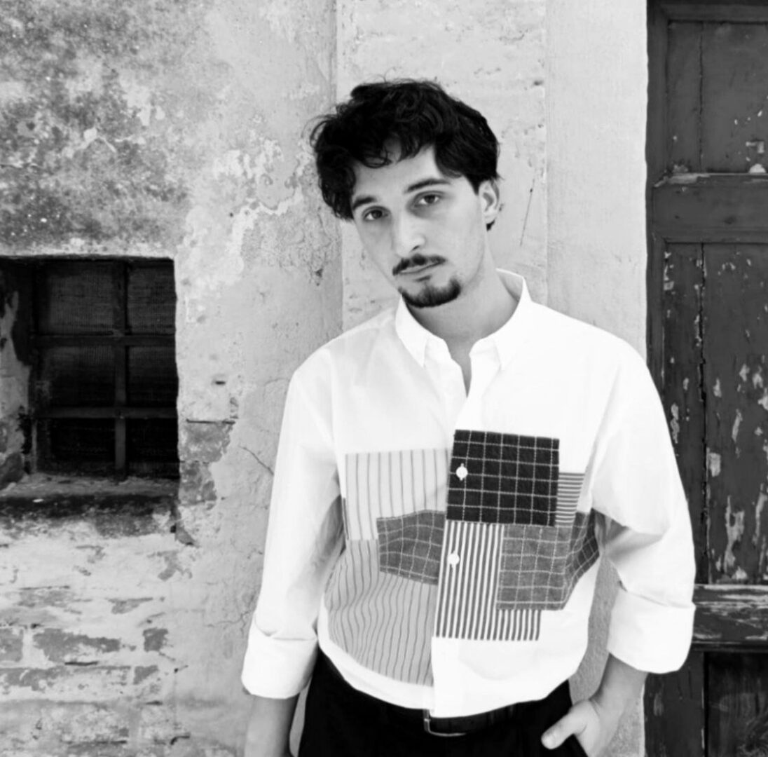 “Per eritema aperto”. Dialogo con Luigi Riccio il poeta Dalí