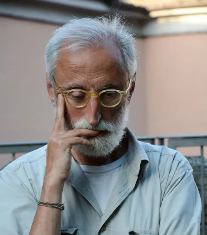 “…aprirmi un varco nel profondo buio della vita e del mondo”. Dialogo con Antonio Moresco